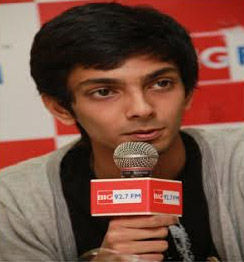 music director anirudh,singam3,devisriprasad,ram charan  పాతికేళ్ళ కుర్రాడి హవా..!